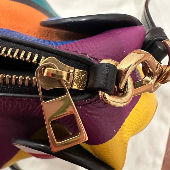 Mini Striped Leather Shoulder Elephant Bag In Multicolor - Picture 10 of 15